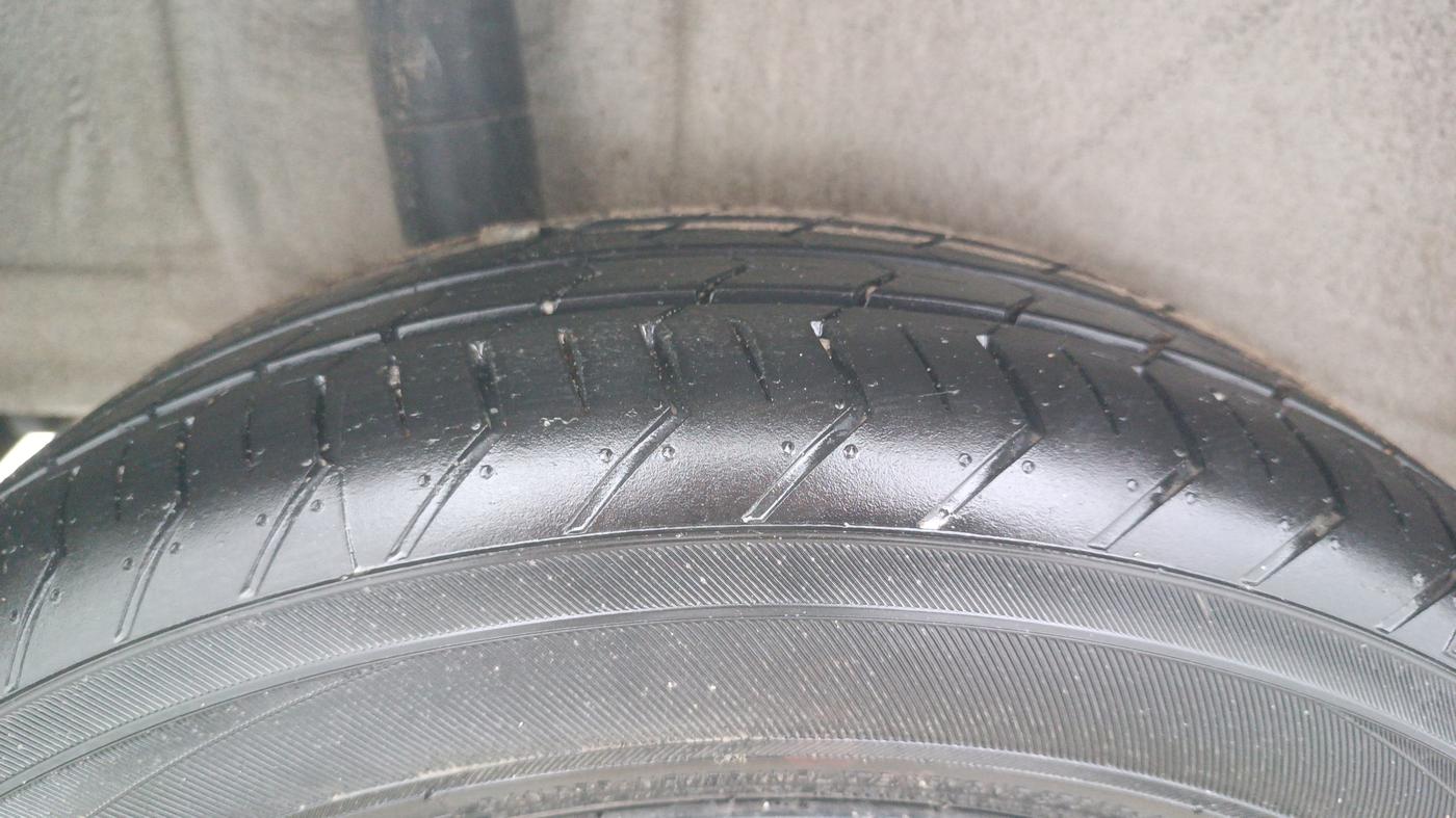 2025 Maruti Celerio ZXI PLUS AGS, Petrol, Automatic, 958 km, Right Rear Tyre Tread