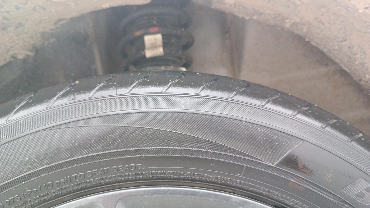 2025 Maruti Celerio ZXI PLUS AGS, Petrol, Automatic, 958 km, Left Front Tyre Tread