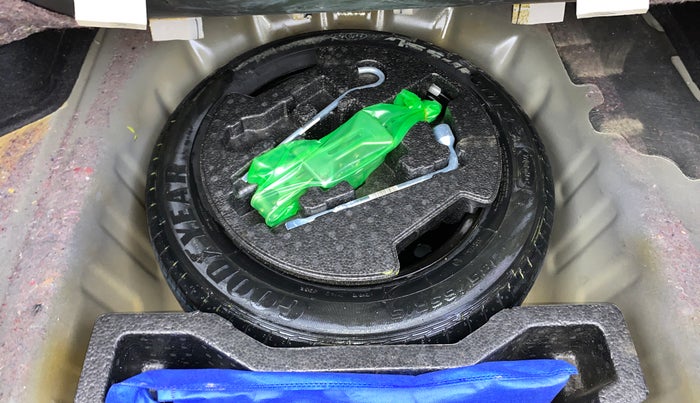 2022 Maruti Ciaz ZETA AT 1.5  SHVS PETROL, Petrol, Automatic, 19,893 km, Spare Tyre