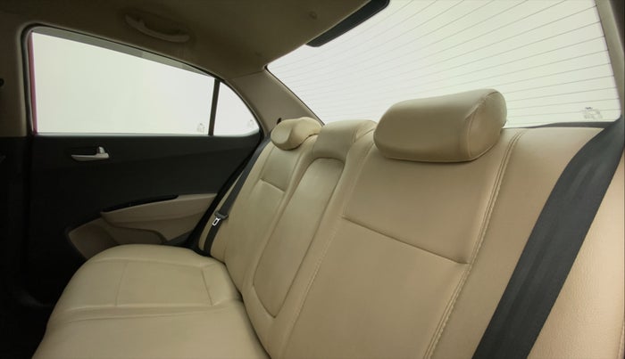 2018 Hyundai Xcent SX 1.2, Petrol, Manual, 27,692 km, Right Side Rear Door Cabin