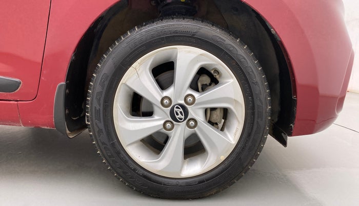 2018 Hyundai Xcent SX 1.2, Petrol, Manual, 27,692 km, Right Front Wheel