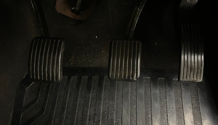 2018 Hyundai Xcent SX 1.2, Petrol, Manual, 27,692 km, Pedals