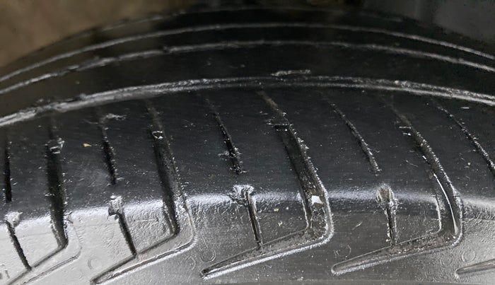 2021 Maruti New Wagon-R LXI CNG 1.0 L, CNG, Manual, 19,383 km, Right Front Tyre Tread