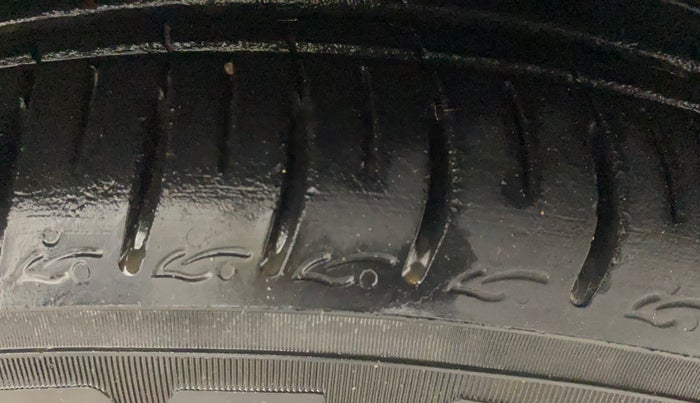 2020 Tata Tiago XZA PLUS PETROL, Petrol, Automatic, 70,522 km, Right Front Tyre Tread