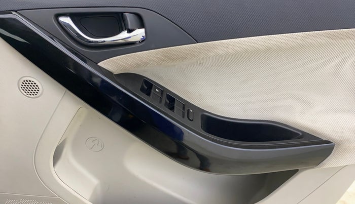 2023 Tata NEXON XZA PLUS PETROL, Petrol, Automatic, 31,560 km, Driver Side Door Panels Control