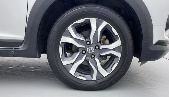 2017 Honda WR-V 1.2 i-VTEC VX MT, Petrol, Manual, 31,789 km, Right Front Wheel