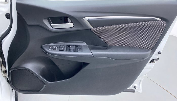 2017 Honda WR-V 1.2 i-VTEC VX MT, Petrol, Manual, 31,789 km, Driver Side Door Panels Control