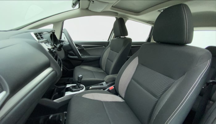 2017 Honda WR-V 1.2 i-VTEC VX MT, Petrol, Manual, 31,789 km, Right Side Front Door Cabin