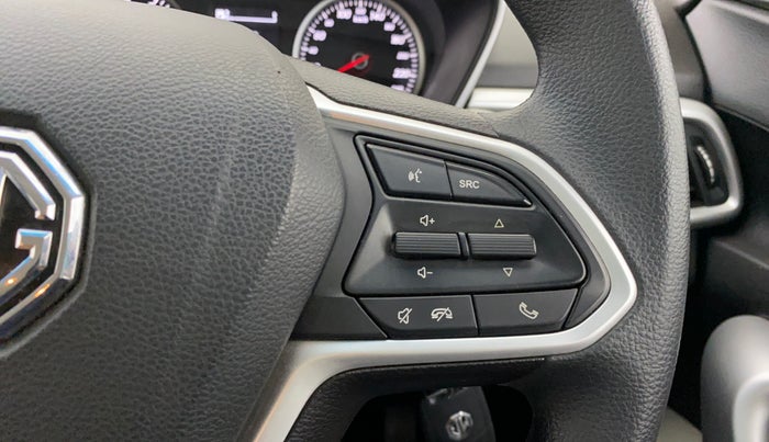 2022 MG HECTOR PLUS SUPER 1.5 PETROL TURBO HYBRID MT 7-STR, Petrol, Manual, 22,736 km, Adaptive Cruise Control