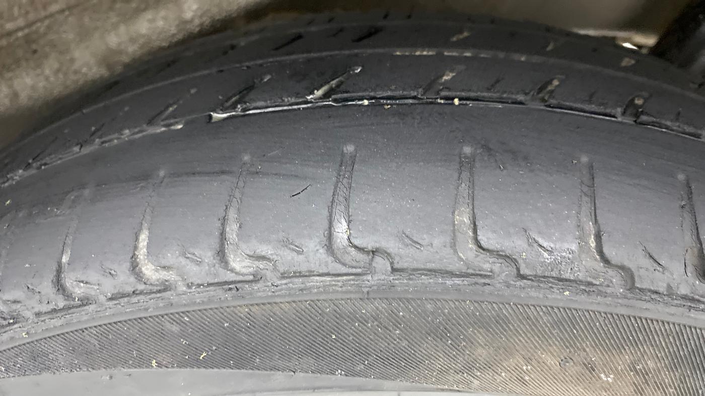2018 Maruti Wagon R 1.0 VXI, Petrol, Manual, Left Rear Tyre Tread