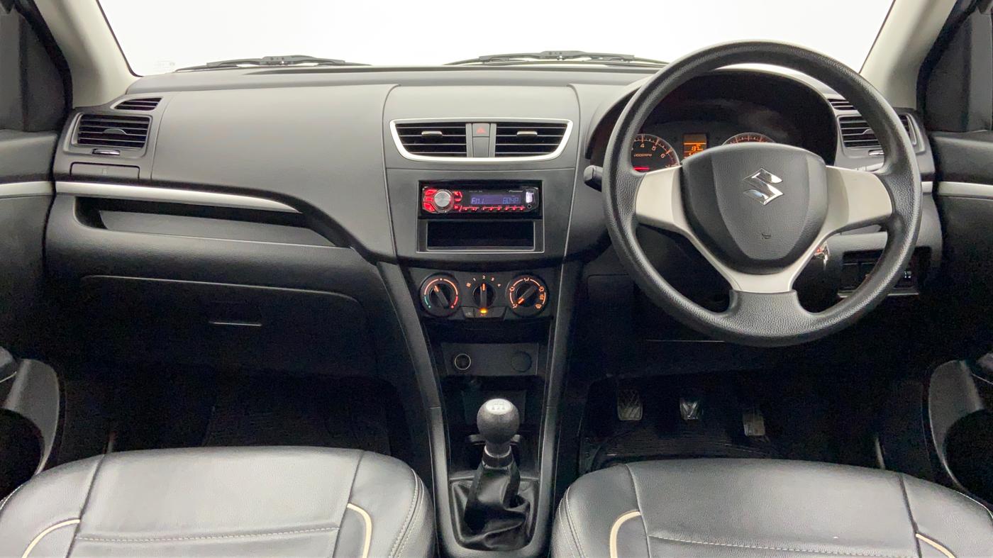 2014 Maruti Swift VXI D, Petrol, Manual, 51,936 km, Dashboard
