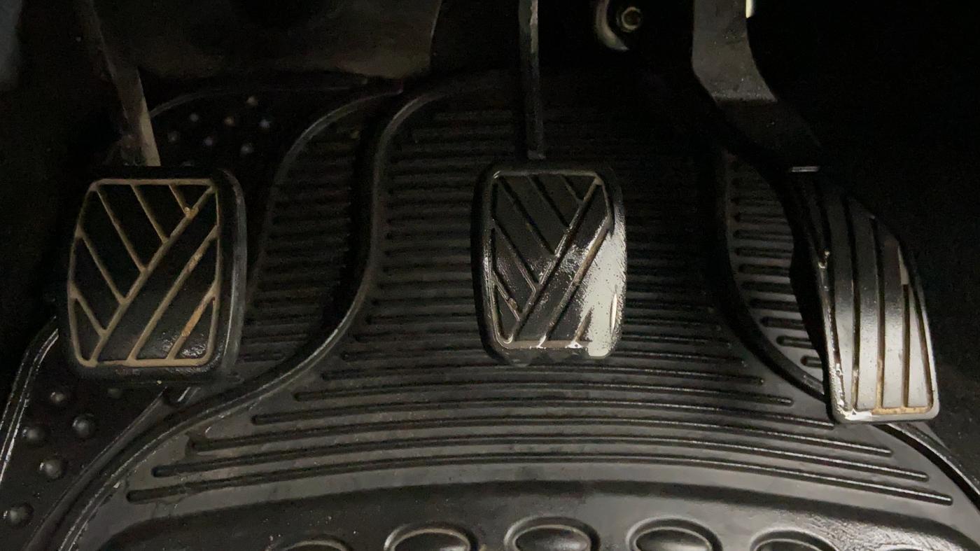 2014 Maruti Swift VXI D, Petrol, Manual, 51,936 km, Pedals