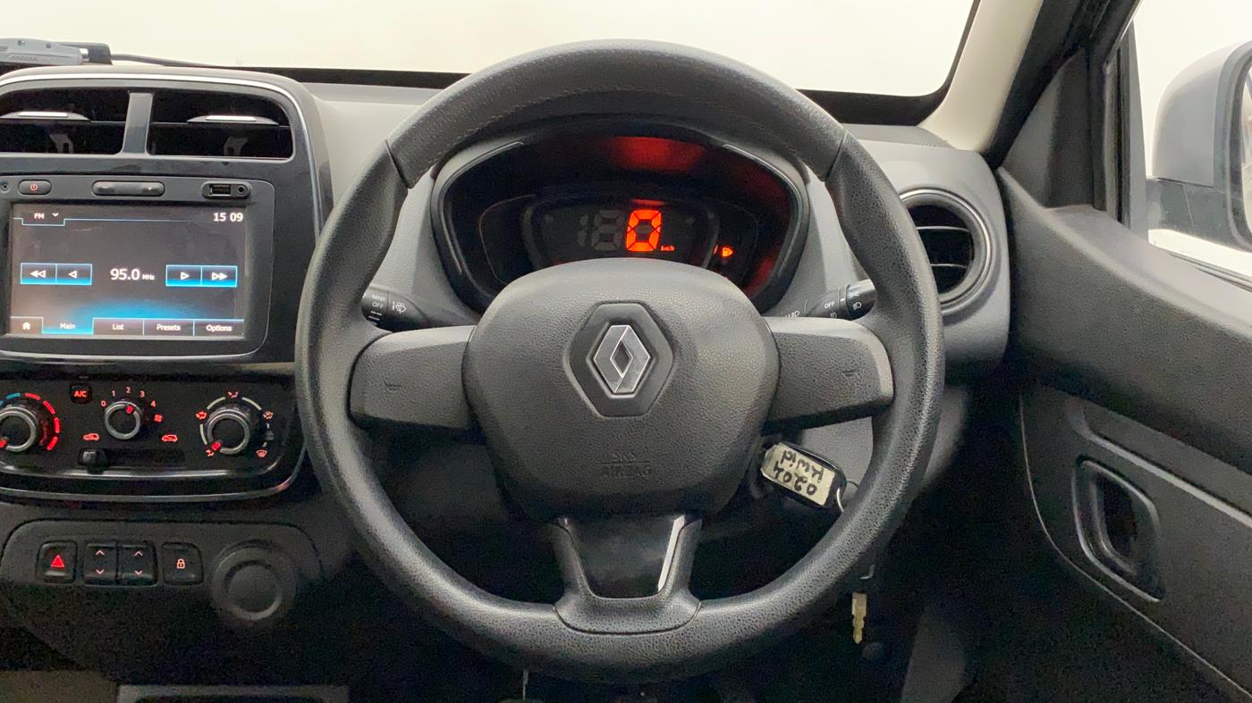 2017 Renault Kwid RXT 1.0, Petrol, Manual, 21,138 km, Steering Wheel Close Up