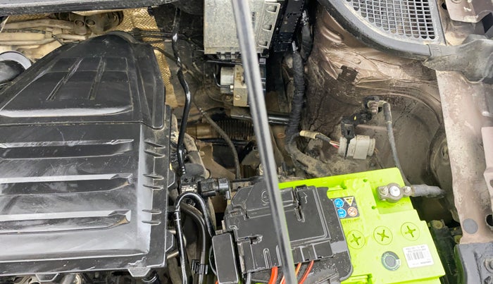 2021 Volkswagen Polo HIGHLINE PLUS 1.0, Petrol, Manual, 38,721 km, Engine View - Left