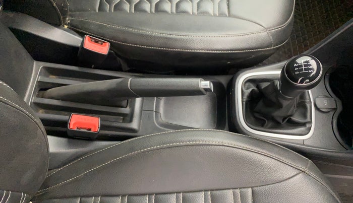 2021 Volkswagen Polo HIGHLINE PLUS 1.0, Petrol, Manual, 38,721 km, Gear Lever