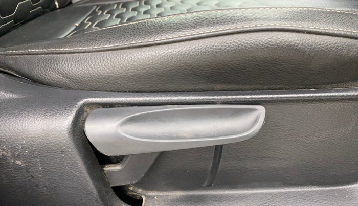 2021 Volkswagen Polo HIGHLINE PLUS 1.0, Petrol, Manual, 38,721 km, Driver Side Adjustment Panel