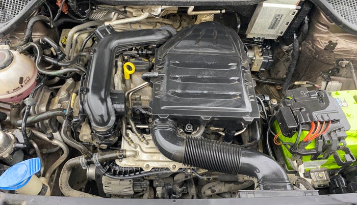 2021 Volkswagen Polo HIGHLINE PLUS 1.0, Petrol, Manual, 38,721 km, Engine View