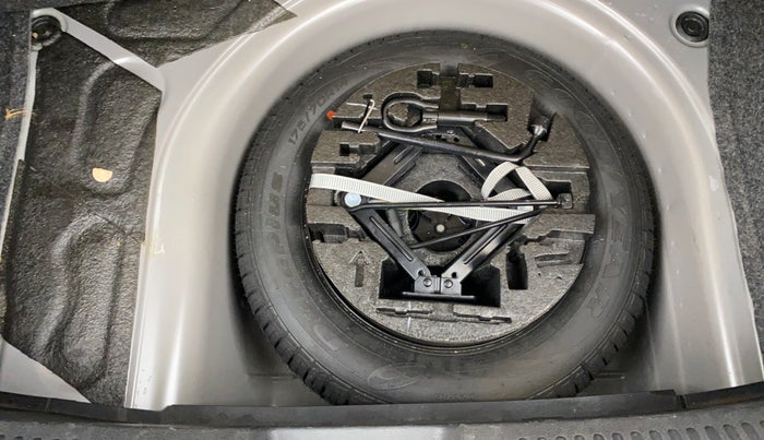 2021 Volkswagen Polo HIGHLINE PLUS 1.0, Petrol, Manual, 38,721 km, Spare Tyre