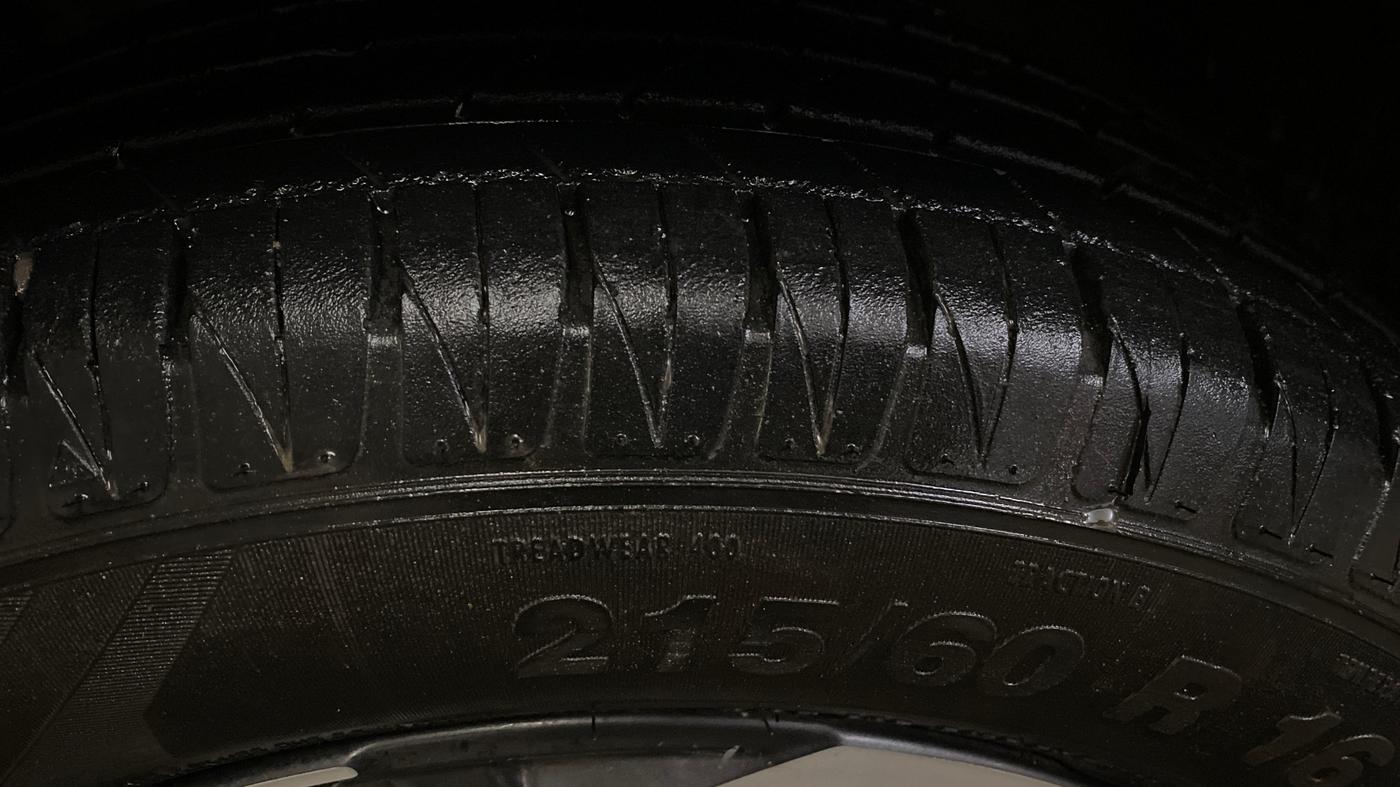 2019 Hyundai VENUE SX 1.0 TURBO, Petrol, Manual, 45,527 km, Left Front Tyre Tread