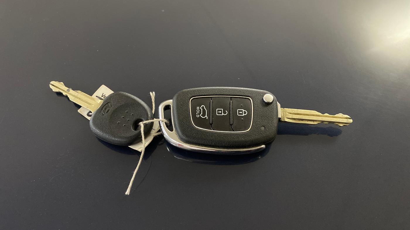 2019 Hyundai VENUE SX 1.0 TURBO, Petrol, Manual, 45,527 km, Key Close Up