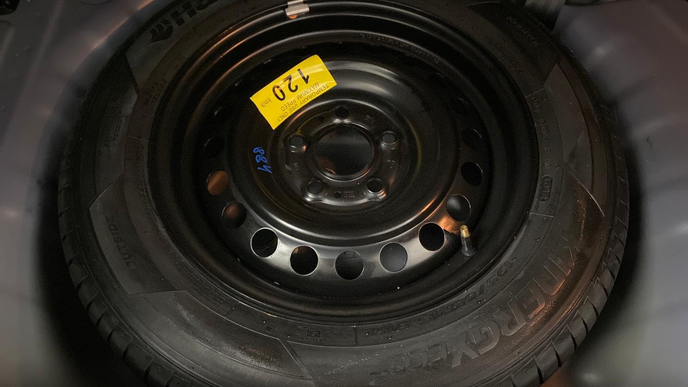 2019 Hyundai VENUE SX 1.0 TURBO, Petrol, Manual, 45,527 km, Spare Tyre