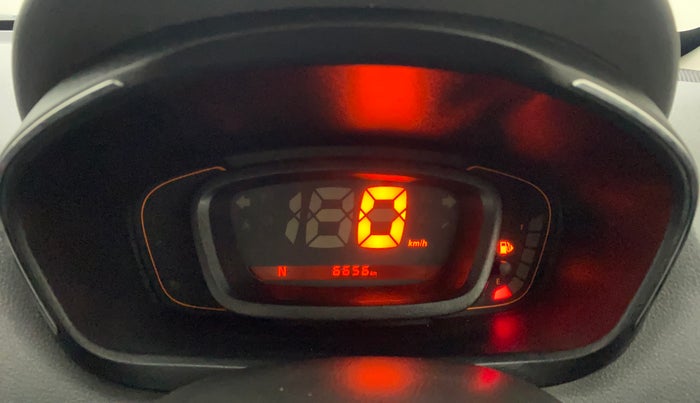 2018 Renault Kwid RXT 1.0 AMT (O), Petrol, Automatic, 6,723 km, Odometer Image