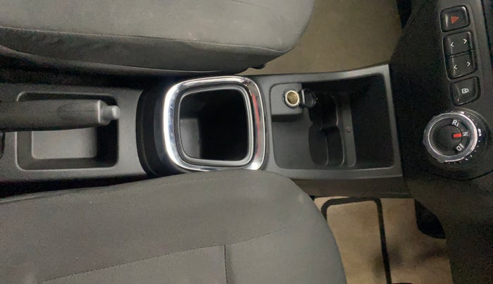 2018 Renault Kwid RXT 1.0 AMT (O), Petrol, Automatic, 6,723 km, Gear Lever