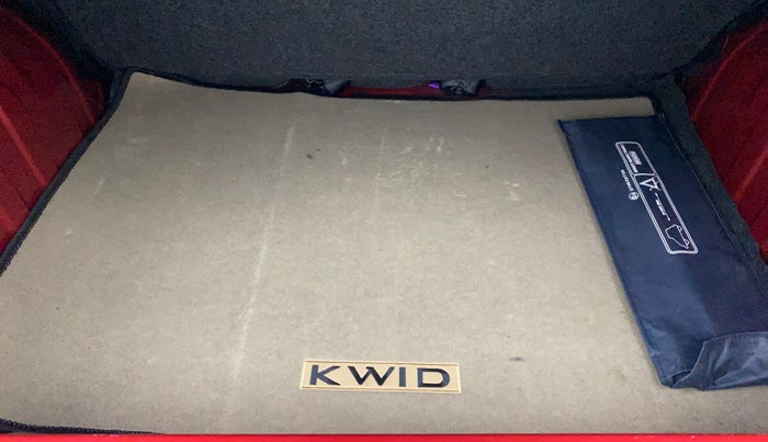 2018 Renault Kwid RXT 1.0 AMT (O), Petrol, Automatic, 6,723 km, Boot Inside