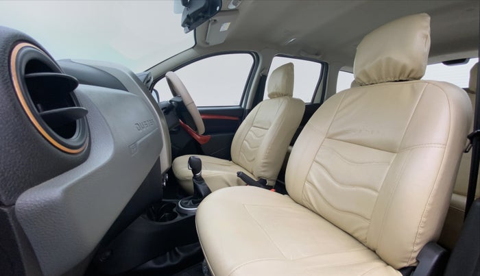 2017 Renault Duster RXS CVT 106 PS, Petrol, Automatic, 31,987 km, Right Side Front Door Cabin