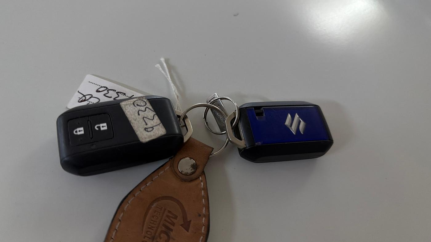 2021 Maruti Celerio ZXI PLUS, CNG, Manual, 37,690 km, Key Close Up