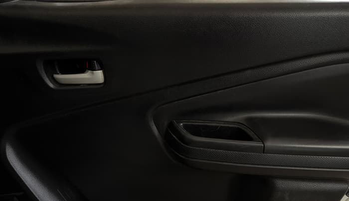 2021 Maruti Celerio ZXI PLUS, CNG, Manual, 37,983 km, Driver Side Door Panels Control