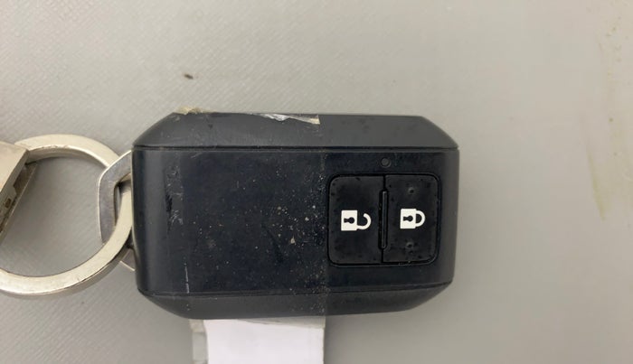 2023 Maruti Grand Vitara ALPHA SMART HYBRID AT, Petrol, Automatic, 7,822 km, Key Close Up