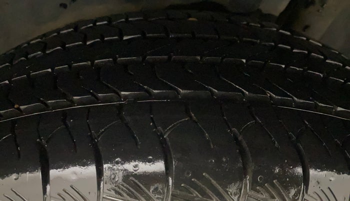 2023 Maruti Grand Vitara ALPHA SMART HYBRID AT, Petrol, Automatic, 7,822 km, Left Rear Tyre Tread