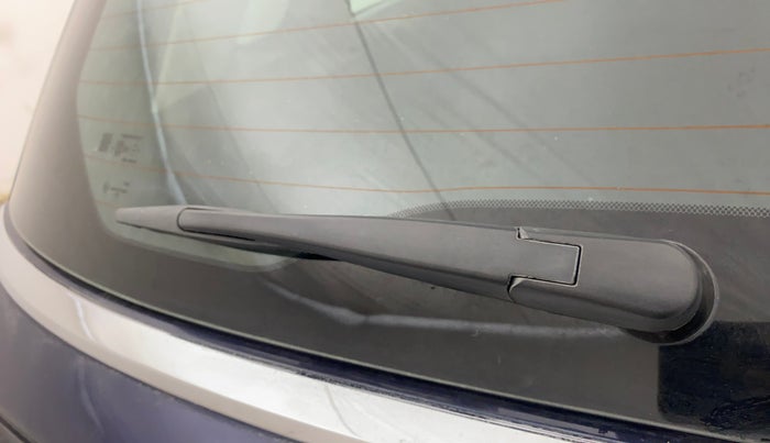 2023 Maruti Grand Vitara ALPHA SMART HYBRID AT, Petrol, Automatic, 7,822 km, Rear Wiper