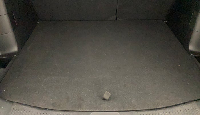 2023 Maruti Grand Vitara ALPHA SMART HYBRID AT, Petrol, Automatic, 7,822 km, Boot Inside