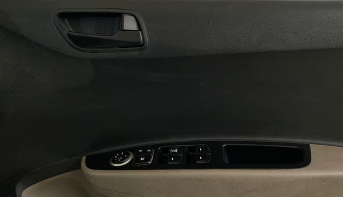 2018 Hyundai Grand i10 MAGNA 1.2 KAPPA VTVT, Petrol, Manual, 41,331 km, Driver Side Door Panels Control