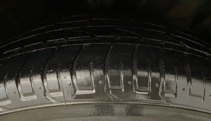 2018 Hyundai Creta SX (O) 1.6 PETROL, Petrol, Manual, 34,017 km, Right Front Tyre Tread