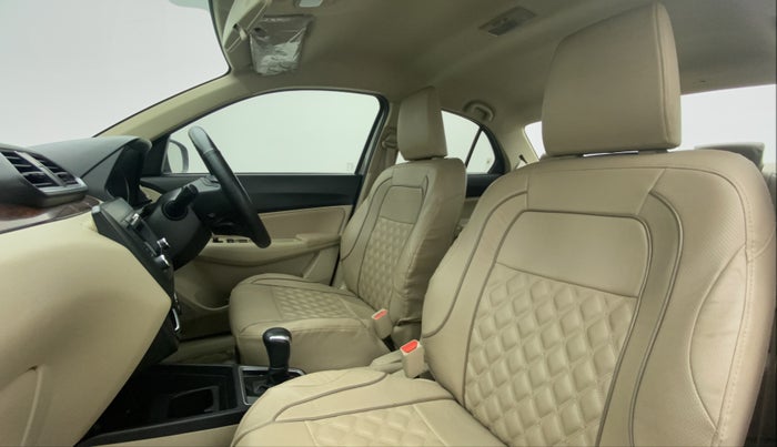 2018 Maruti Dzire VXI AMT, Petrol, Automatic, 17,657 km, Right Side Front Door Cabin