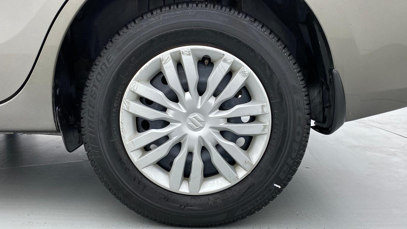 2018 Maruti Dzire VXI AMT, Petrol, Automatic, 17,657 km, Left Rear Wheel