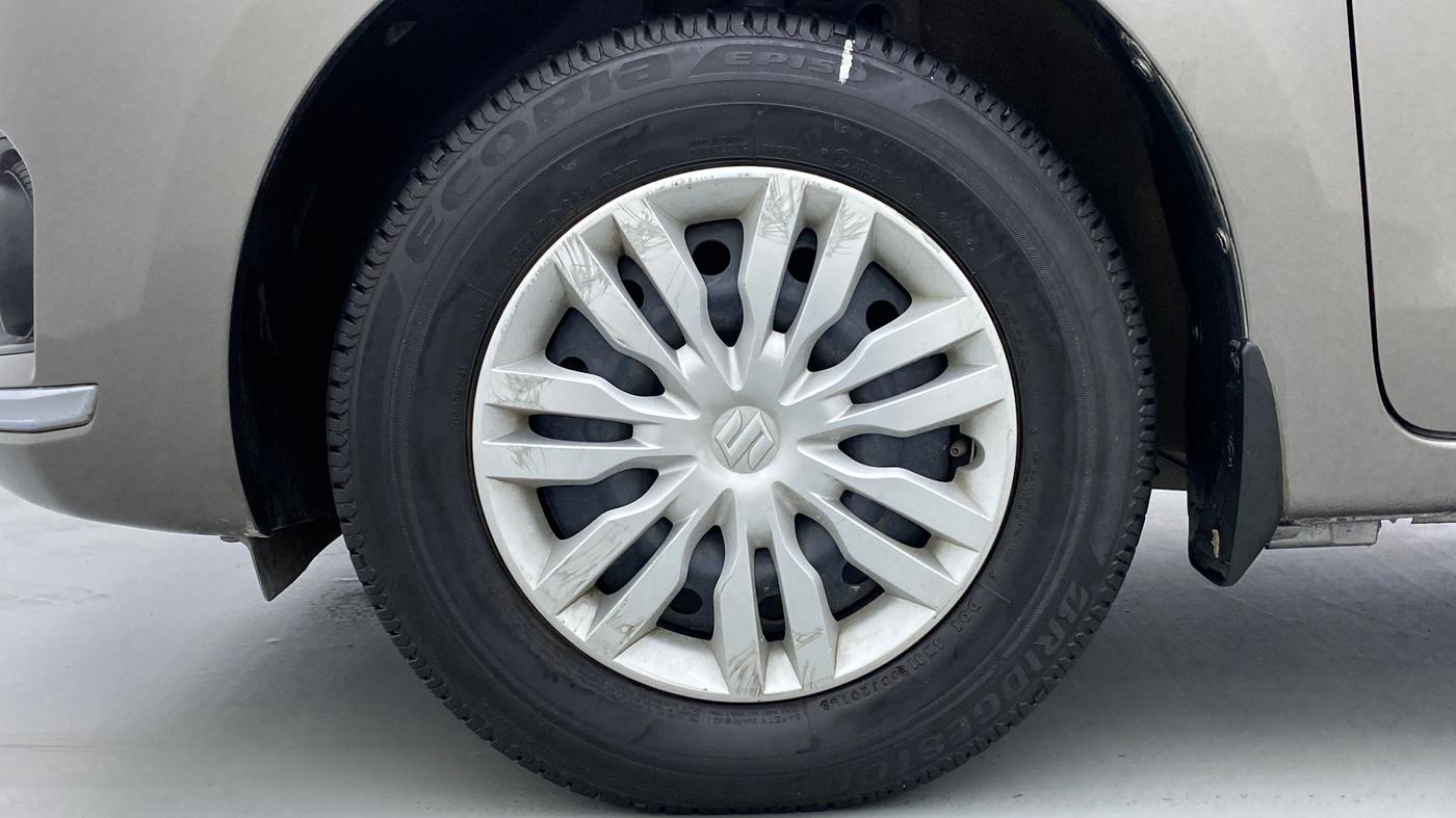 2018 Maruti Dzire VXI AMT, Petrol, Automatic, 17,657 km, Left Front Wheel