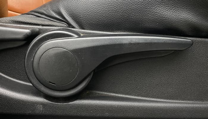 2019 Tata TIGOR XZA PETROL, Petrol, Automatic, 58,101 km, Driver Side Adjustment Panel