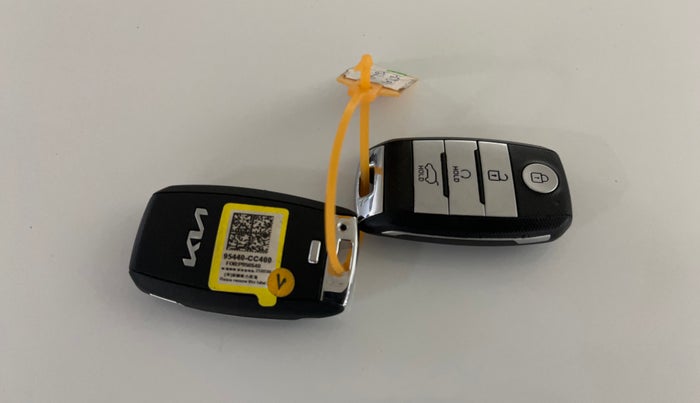 2021 KIA SONET HTX 1.0 IMT, Petrol, Manual, 76,396 km, Key Close Up