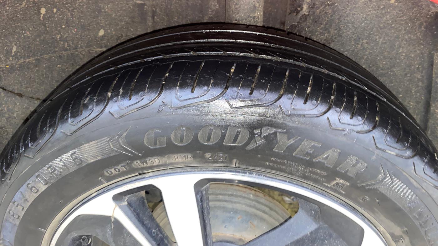 2021 Tata ALTROZ XZ PLUS PETROL, Petrol, Manual, 29,312 km, Left Rear Tyre Tread