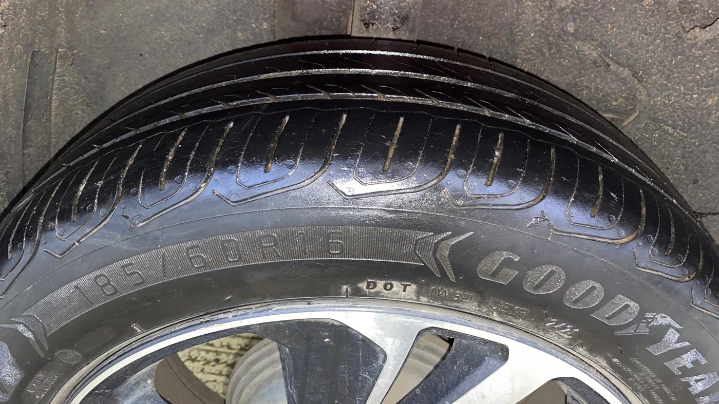 2021 Tata ALTROZ XZ PLUS PETROL, Petrol, Manual, 29,312 km, Right Rear Tyre Tread