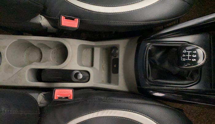 2016 Ford Ecosport TREND+ 1.5L DIESEL, Diesel, Manual, 1,12,680 km, Gear Lever