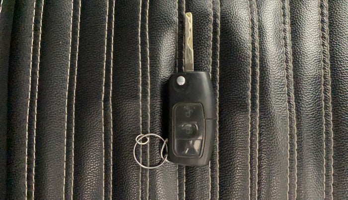 2016 Ford Ecosport TREND+ 1.5L DIESEL, Diesel, Manual, 1,12,680 km, Key Close Up