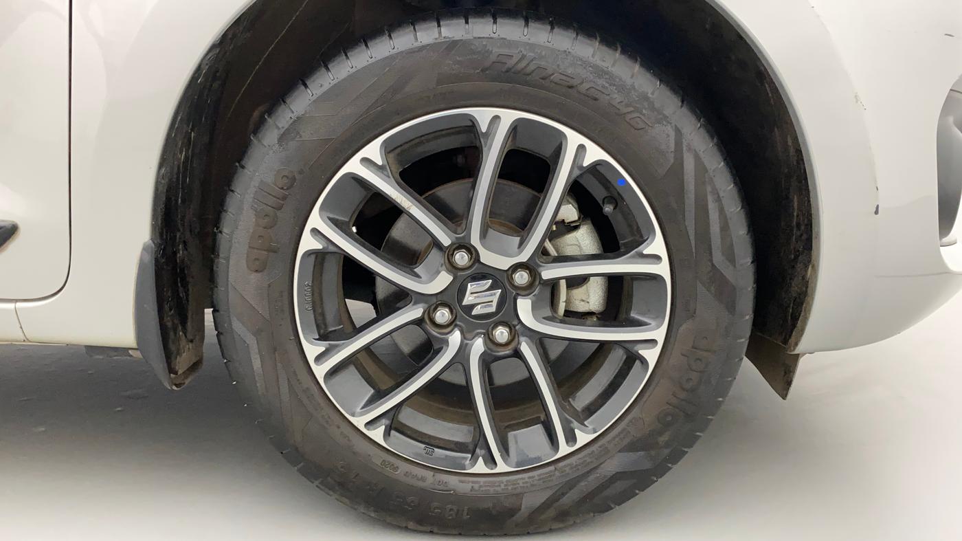 2021 Maruti Swift ZXI PLUS AMT, Petrol, Automatic, 17,640 km, Right Front Wheel