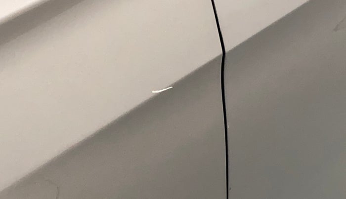 2016 Tata Tiago XZ PETROL, Petrol, Manual, 42,840 km, Left fender - Minor scratches