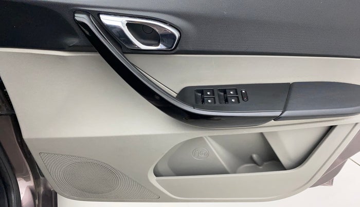 2016 Tata Tiago XZ PETROL, Petrol, Manual, 42,840 km, Driver Side Door Panels Control