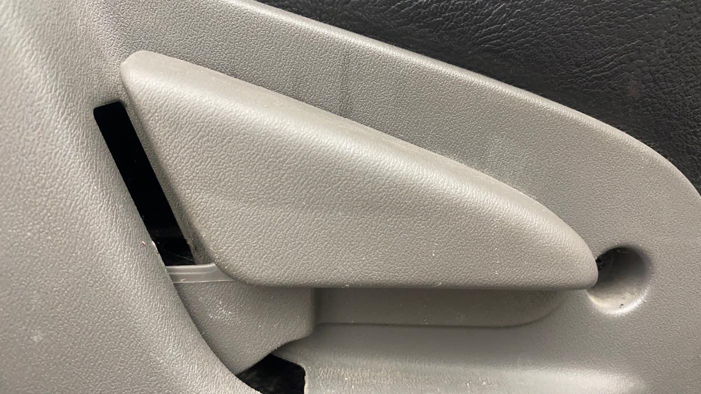 2015 Datsun Go T, Petrol, Manual, 73,582 km, Driver Side Adjustment Panel